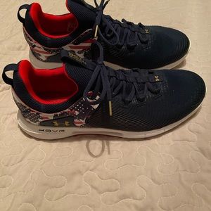 Mens size 13 Under Armour Hovr Rise